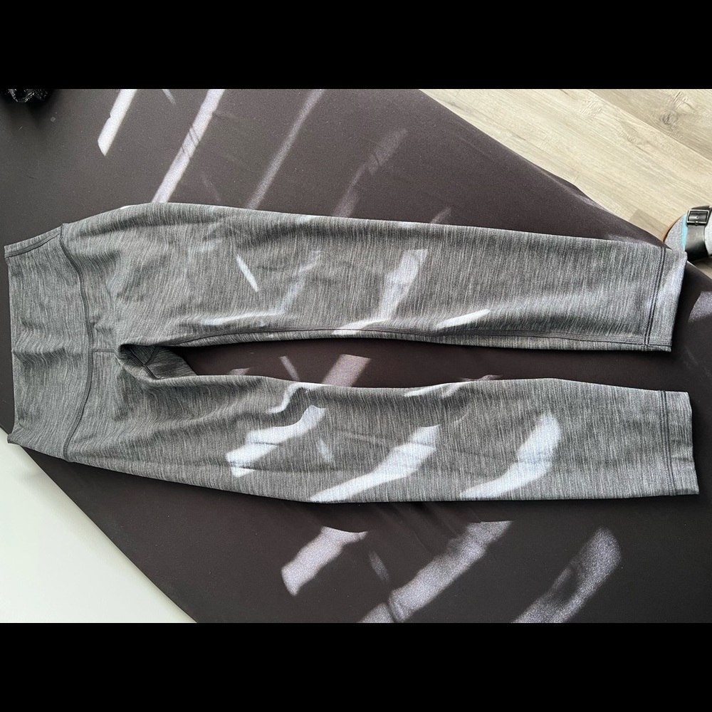 Wounded Under leggings